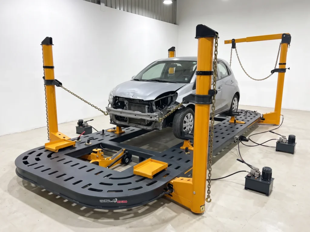 INTECH CR 500 chassis puller, in use