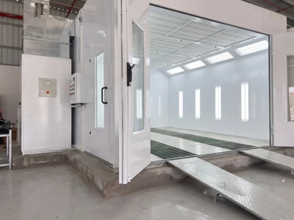INTECH X300 paint booth, close-up of its main components