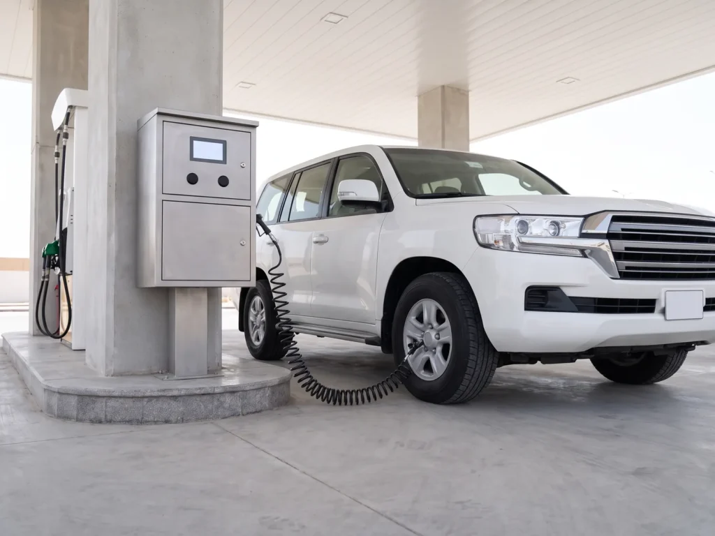 Automatic digital tire inflator at a fuel station service island